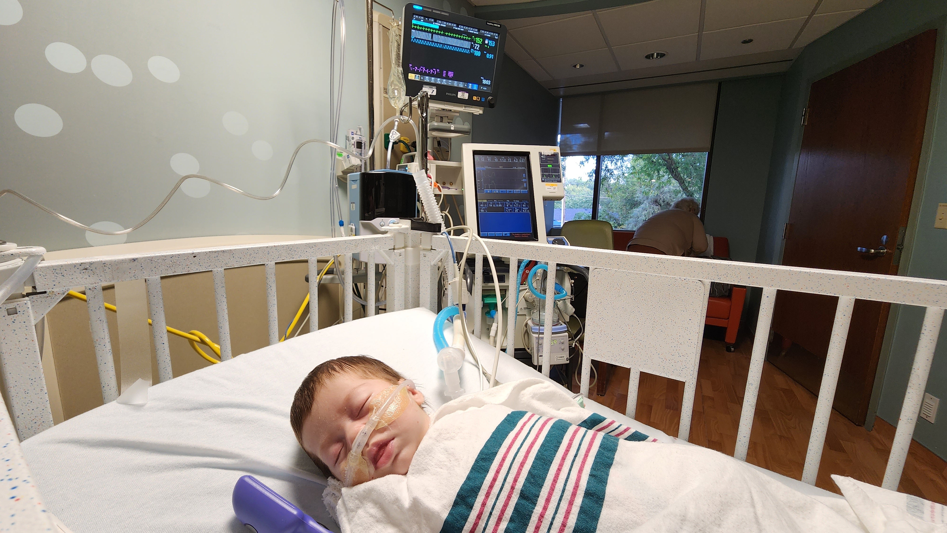 Newborn in hospital — Metra Chicago commuter rail investigation ongoing