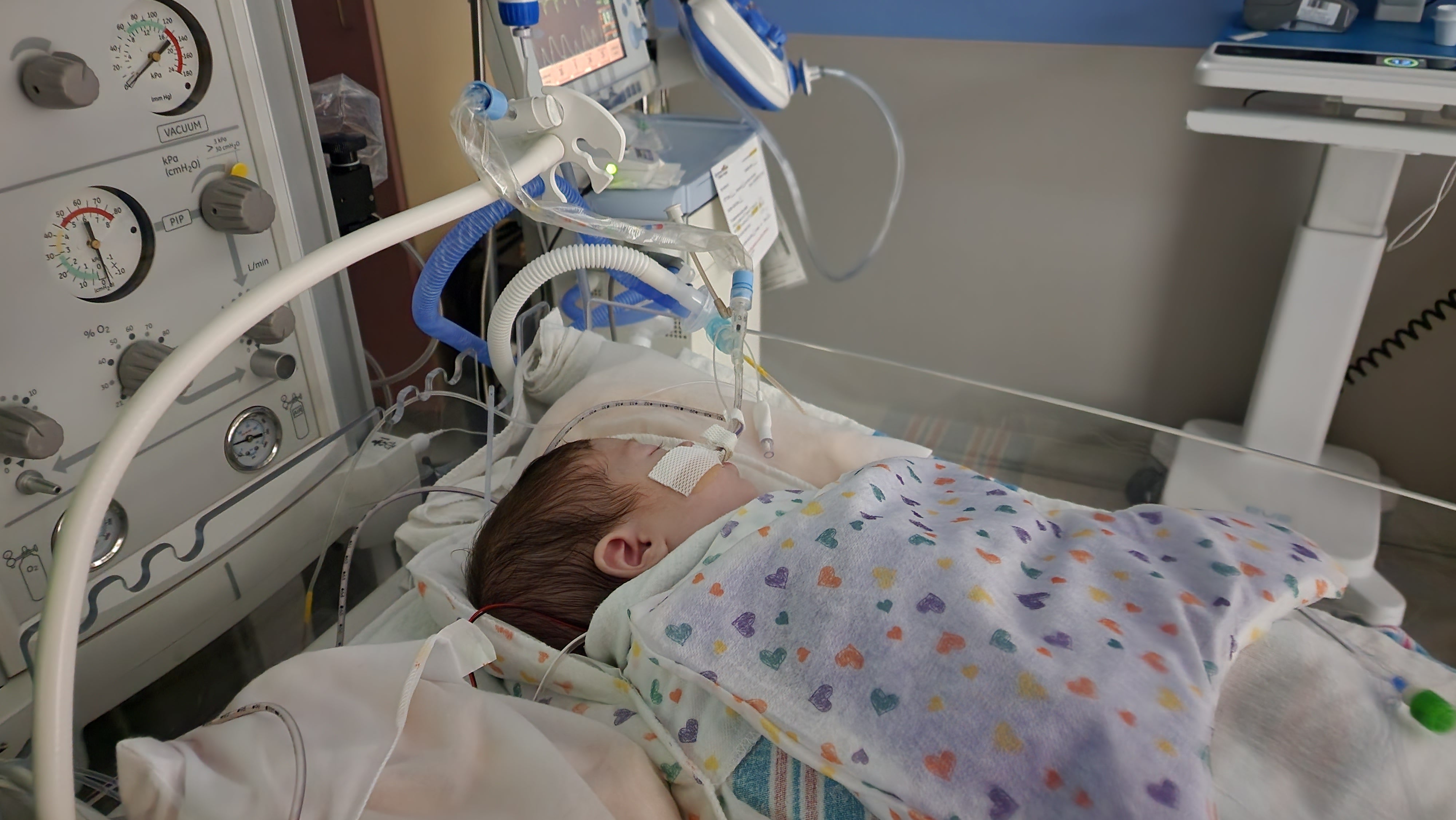 Father with daughter in NICU — Metra Chicago fired him while she had 3 percent chance of survival