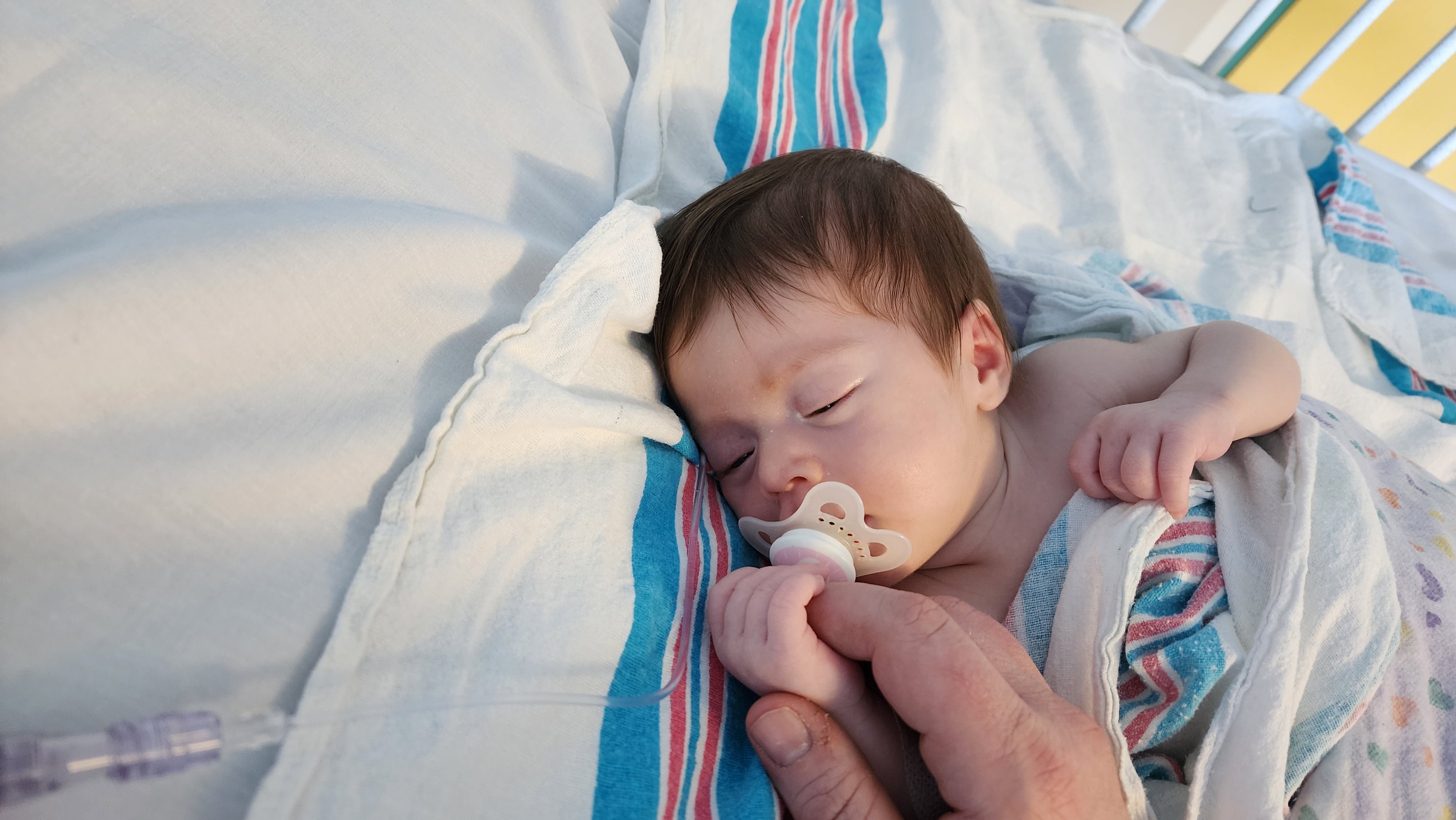 Father caring for daughter after Metra Chicago removed his insurance